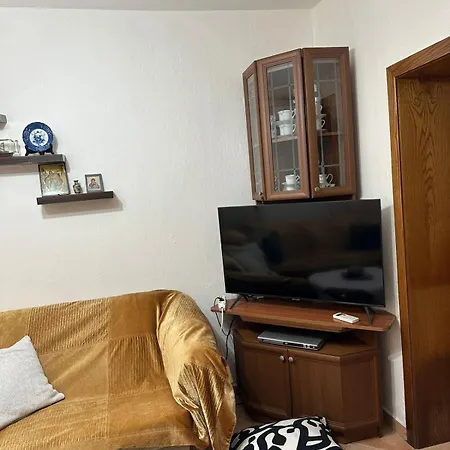 Kero Konukevi Gjirokastër